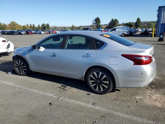 1N4AL3APXJC163785 - 2018 NISSAN ALTIMA 2.5 ვერცხლისფერი ფოტო 2