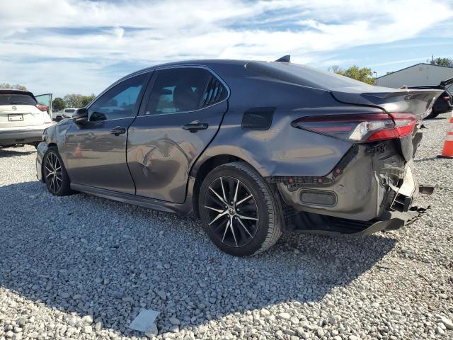 4T1G11AK4NU660667 - 2022 TOYOTA CAMRY SE 灰色 照片 2