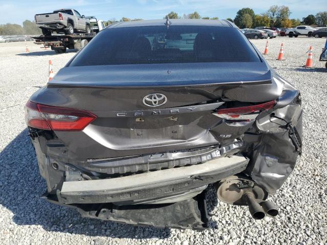 4T1G11AK4NU660667 - 2022 TOYOTA CAMRY SE 灰色 照片 6