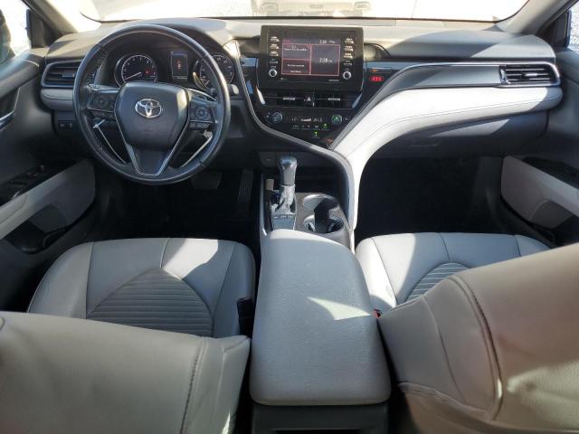 4T1G11AK4NU660667 - 2022 TOYOTA CAMRY SE 灰色 照片 8