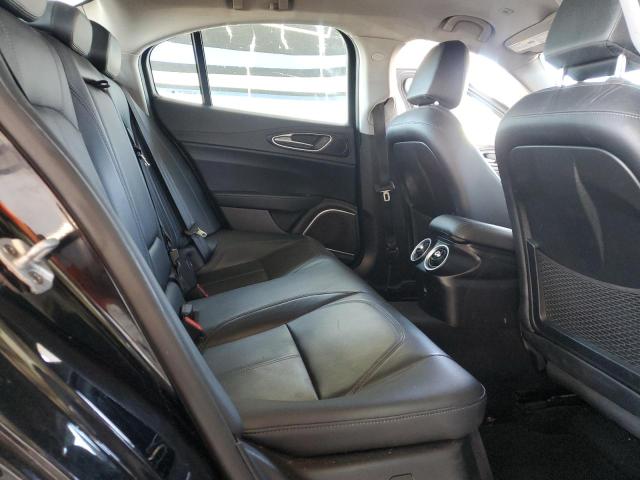 ZARFAMAN0K7598230 - 2019 ALFA ROMEO GIULIA 黑色 照片 10