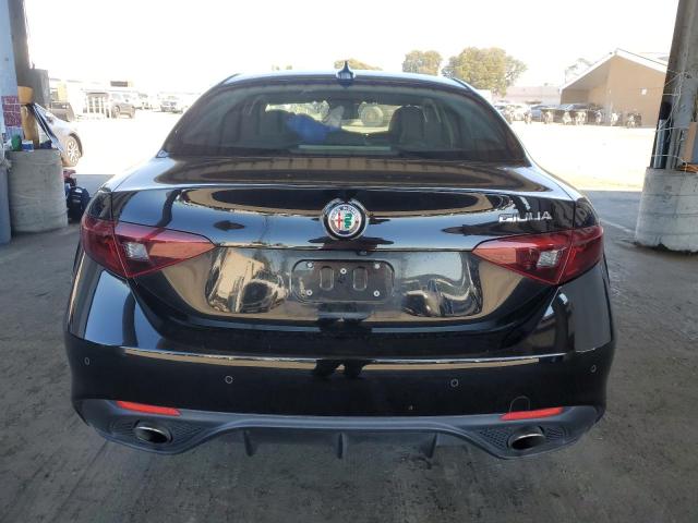 ZARFAMAN0K7598230 - 2019 ALFA ROMEO GIULIA 黑色 照片 6