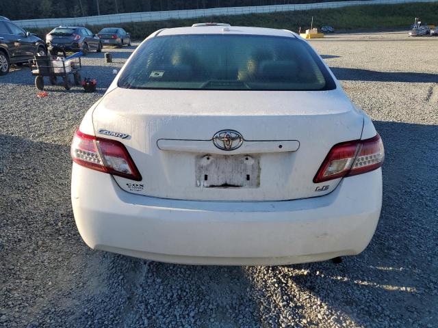4T1BF3EK2BU690117 - 2011 TOYOTA CAMRY BASE Beyaz fotoğraf 6