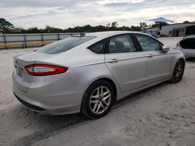 3FA6P0H70ER104010 - 2014 FORD FUSION SE SILVER photo 3