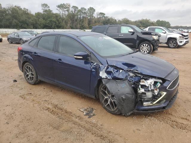 1FADP3H28HL312247 - 2017 FORD FOCUS SEL BLUE photo 4