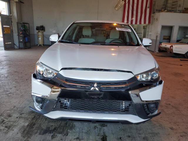 JA4AP3AU6JU025444 - 2018 MITSUBISHI OUTLANDER SPORT ES Biały zdjęcie 5
