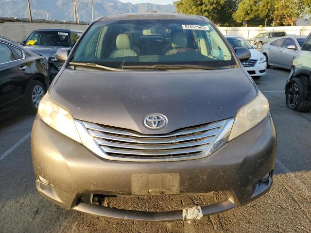 5TDDK3DC5CS037323 - 2012 TOYOTA SIENNA XLE GRAY photo 5