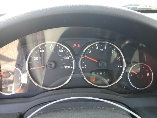 1C4PJMAK7CW120043 - 2012 JEEP LIBERTY SPORT WHITE photo 9