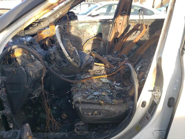 5TDHZRBH9MS527313 - 2021 TOYOTA HIGHLANDER XLE WHITE photo 7