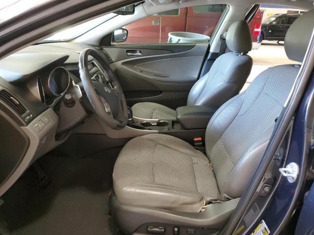 5NPEC4AC4DH538044 - 2013 HYUNDAI SONATA SE BLUE photo 7