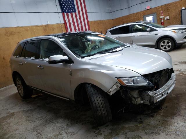 2LMDJ8JK3CBL14919 - 2012 LINCOLN MKX GRAY photo 4