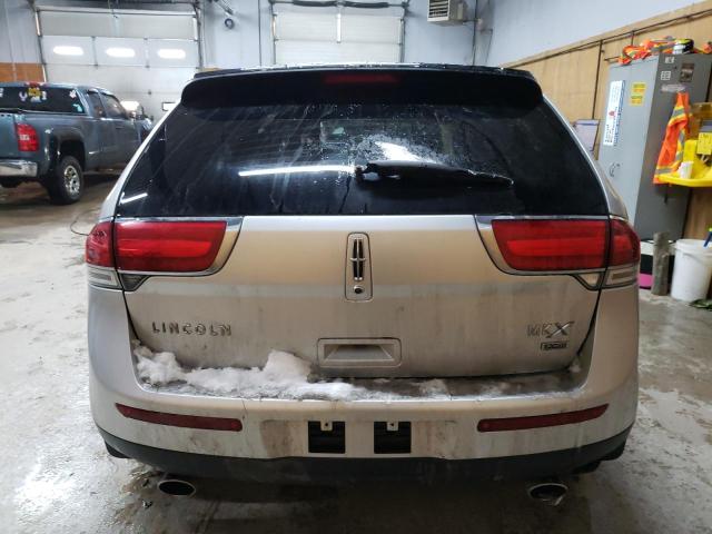 2LMDJ8JK3CBL14919 - 2012 LINCOLN MKX GRAY photo 6