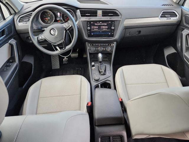 3VV2B7AX5MM069715 - 2021 VOLKSWAGEN TIGUAN SE Blanc photo 8