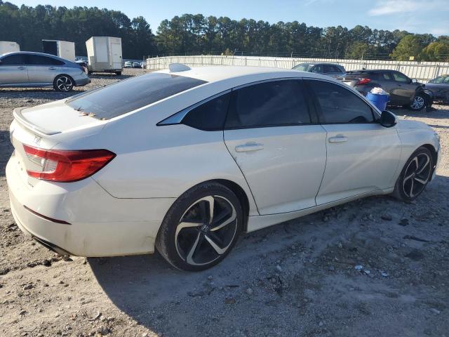 1HGCV1F31JA069878 - 2018 HONDA ACCORD SPORT WHITE photo 3