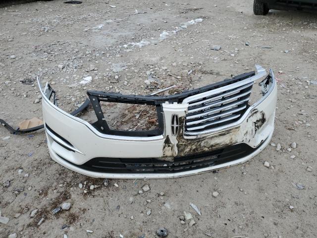 5LMTJ2DH1HUL41104 - 2017 LINCOLN MKC SELECT WHITE photo 13