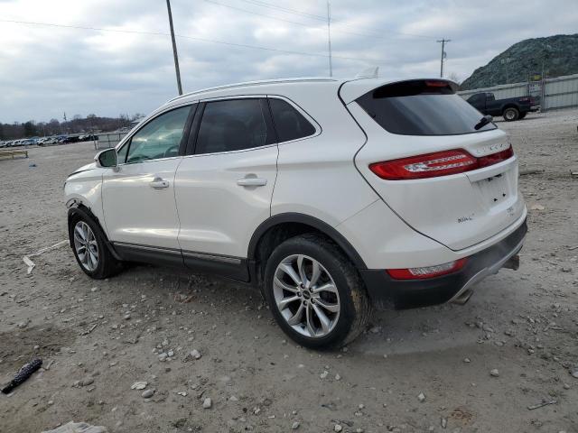 5LMTJ2DH1HUL41104 - 2017 LINCOLN MKC SELECT WHITE photo 2
