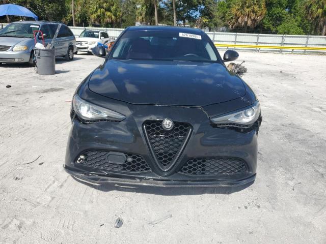 ZARFAECN7J7591700 - 2018 ALFA ROMEO GIULIA TI შავი ფოტო 5