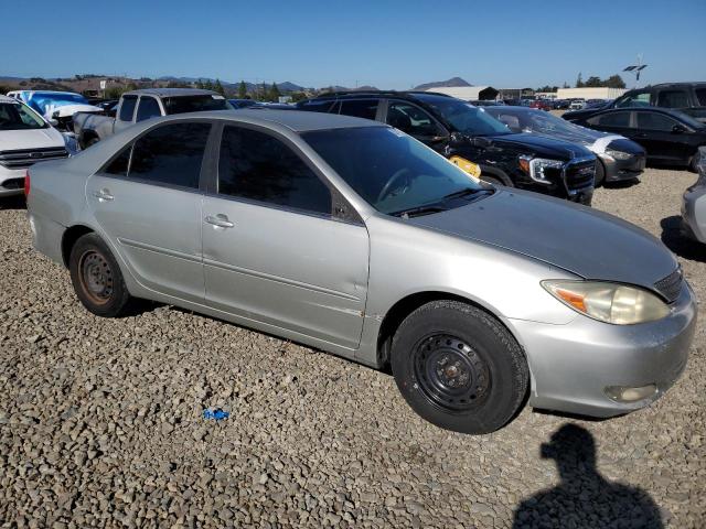 JTDBE32K730197330 - 2003 TOYOTA CAMRY LE 银色 照片 4