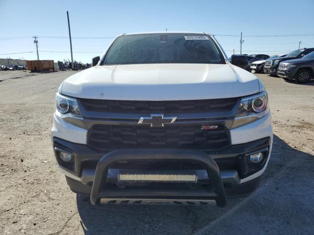 1GCGSDEN7M1219798 - 2021 CHEVROLET COLORADO Z71 WHITE photo 5