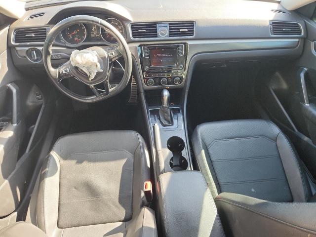 1VWDT7A33HC054653 - 2017 VOLKSWAGEN PASSAT R-LINE Boz foto 8