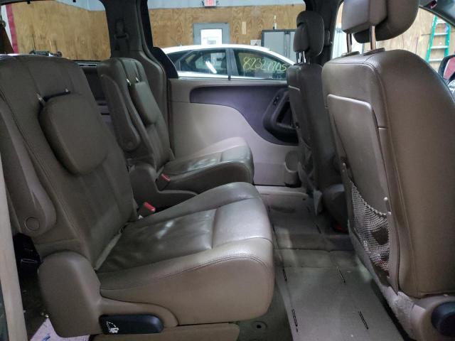 2C4RC1BG3FR662782 - 2015 CHRYSLER TOWN & COU TOURING RED photo 11