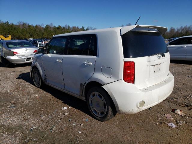 JTLZE4FE8A1112936 - 2010 TOYOTA SCION XB WHITE photo 2