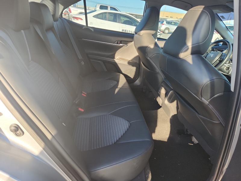 4T1G11AK8NU661868 - 2022 TOYOTA CAMRY SE SILVER photo 10