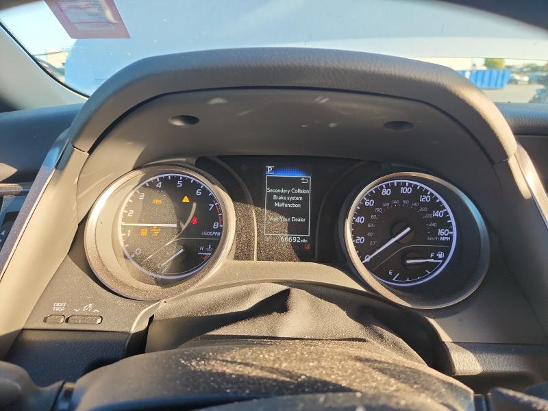 4T1G11AK8NU661868 - 2022 TOYOTA CAMRY SE SILVER photo 9