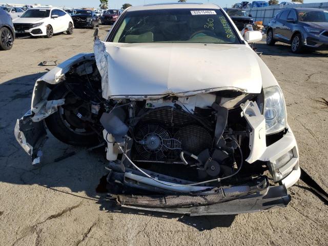 1G6DC67A250155623 - 2005 CADILLAC STS WHITE photo 5