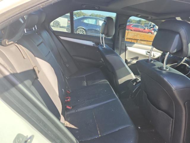WDDGF8BB3BR151705 - 2011 MERCEDES-BENZ C 300 4MATIC WHITE photo 10