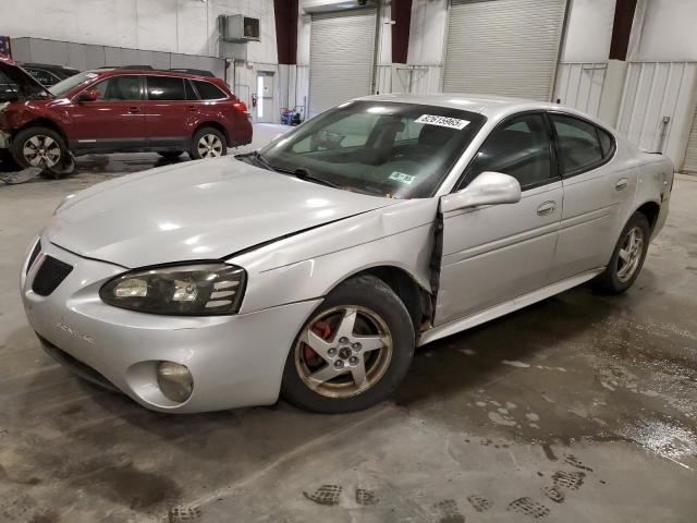 2004 PONTIAC GRAND PRIX GT, 