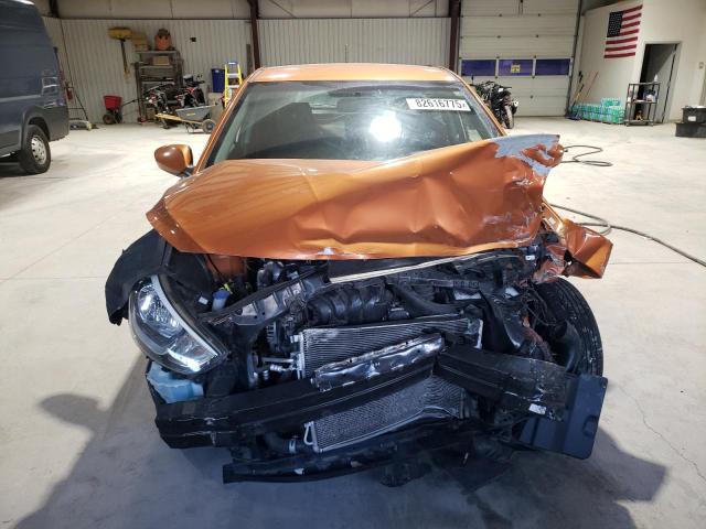 KMHCT5AE5HU326548 - 2017 HYUNDAI ACCENT SE ORANGE photo 5