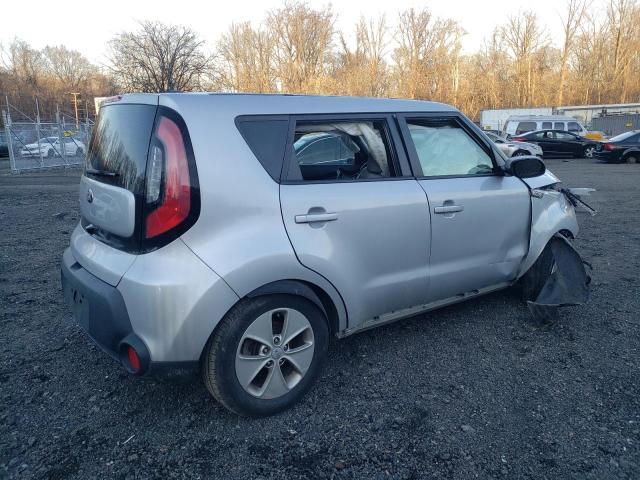 KNDJN2A2XF7771678 - 2015 KIA SOUL SILVER photo 3