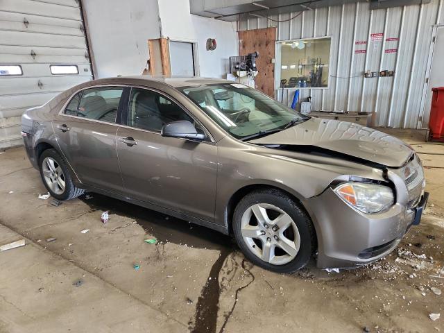 1G1ZB5E01CF267083 - 2012 CHEVROLET MALIBU LS Braun Foto 4