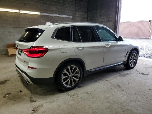 5UXTR9C5XKLE17384 - 2019 BMW X3 XDRIVE30I Beyaz fotoğraf 3