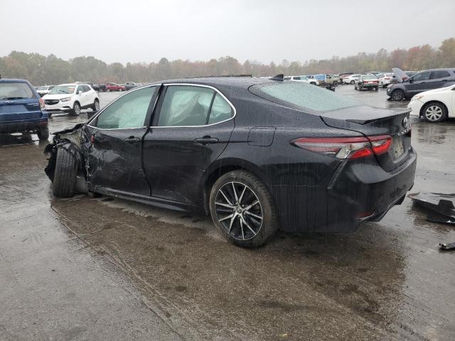 4T1S11AK5PU738824 - 2023 TOYOTA CAMRY SE NIGHT SHADE BLACK photo 2