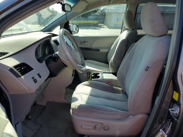 5TDKK3DC3BS089362 - 2011 TOYOTA SIENNA LE GRAY photo 7