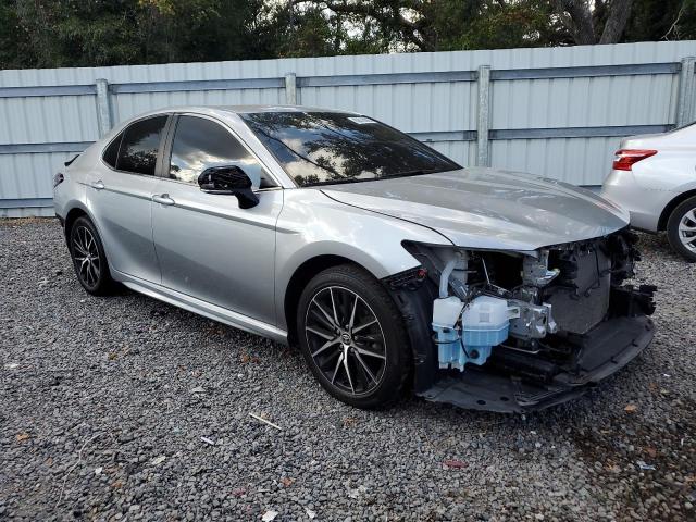 4T1G11AK0PU823317 - 2023 TOYOTA CAMRY SE NIGHT SHADE SILVER photo 4