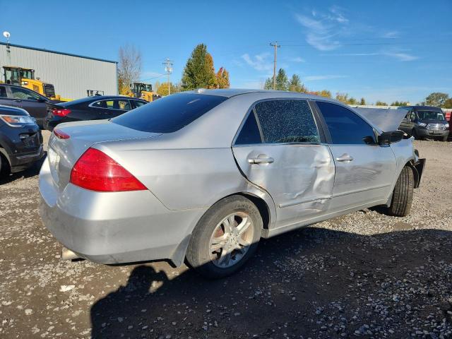 1HGCM56837A059626 - 2007 HONDA ACCORD EX 银色 照片 3