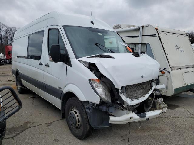 WD3PF4CC7C5627726 - 2012 MERCEDES-BENZ SPRINTER 3500 WHITE photo 4