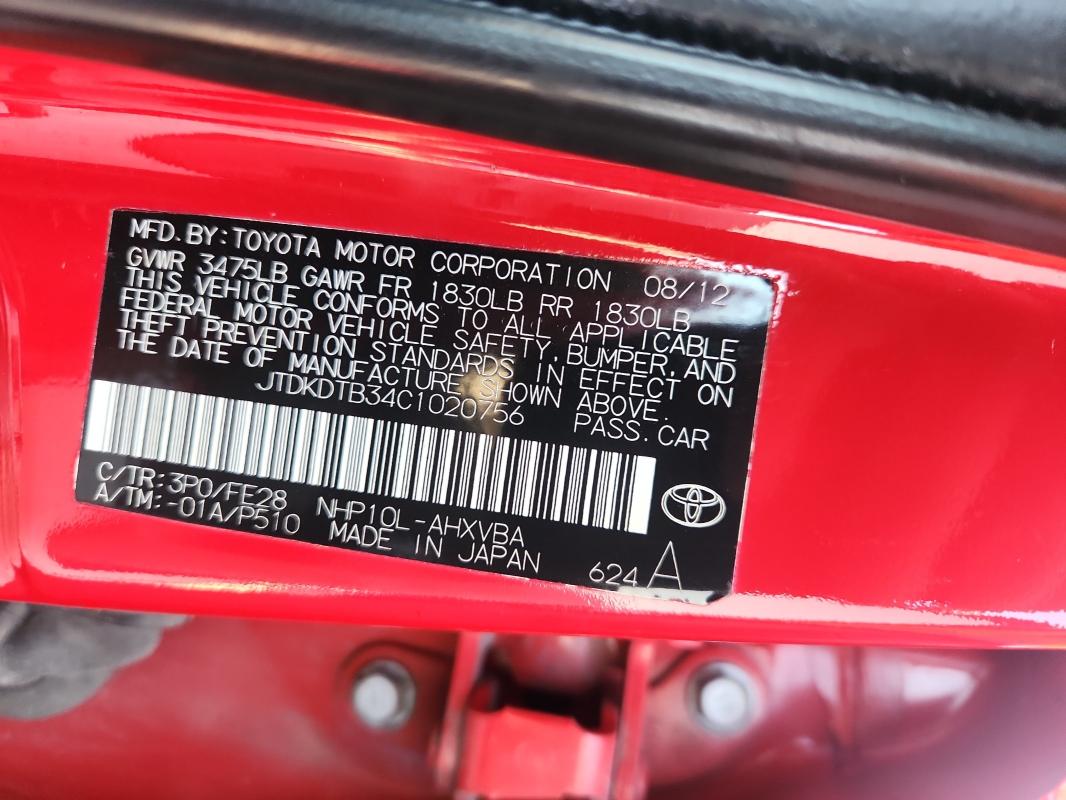 JTDKDTB34C1020756 - 2012 TOYOTA PRIUS C RED photo 13