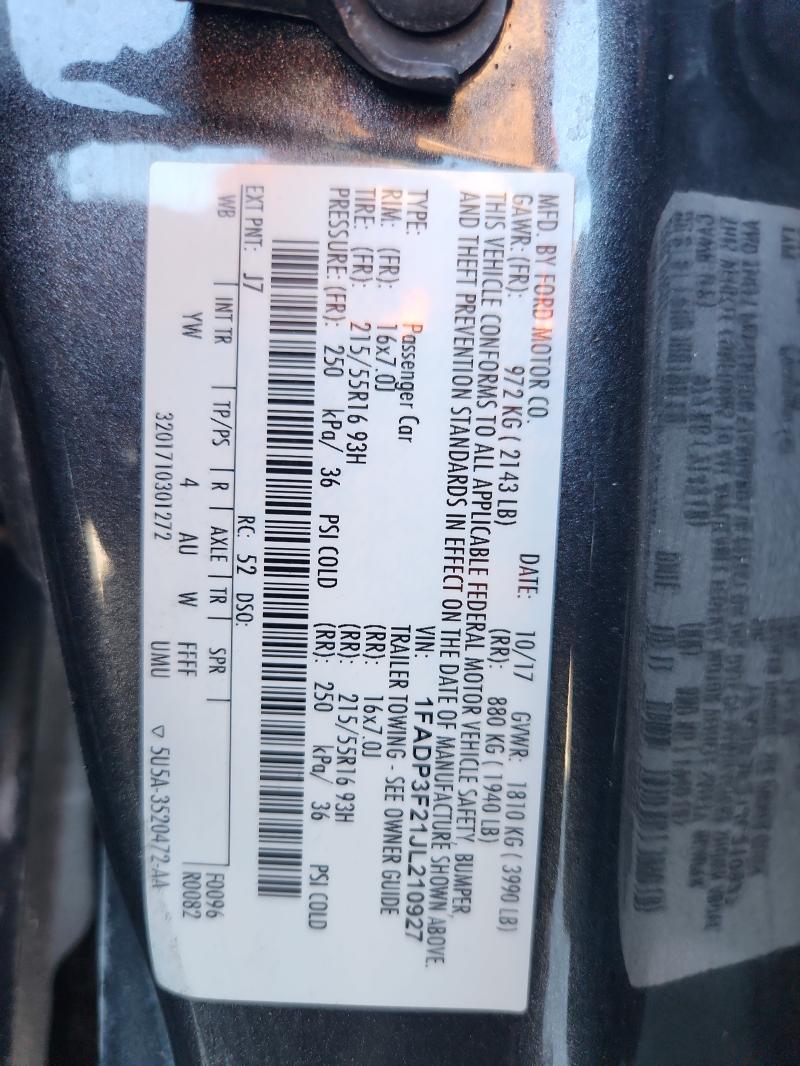 1FADP3F21JL210927 - 2018 FORD FOCUS SE 灰色 照片 13