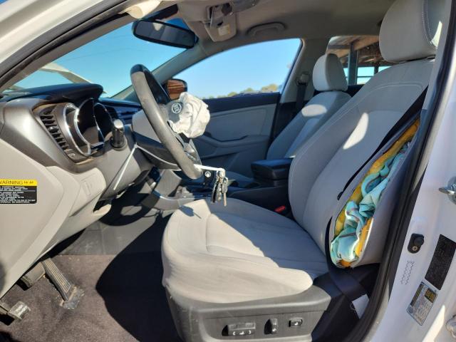 KNAGM4A70B5130014 - 2011 KIA OPTIMA LX 白色 照片 7