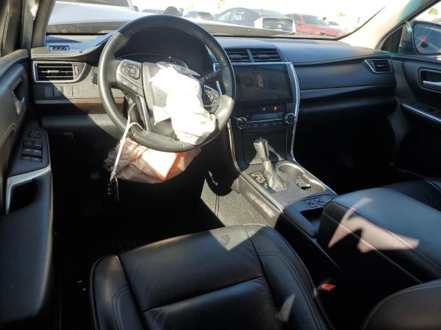 4T4BF1FK8FR461519 - 2015 TOYOTA CAMRY LE 灰色 照片 8