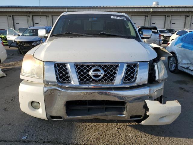 1N6BA0ED5BN317941 - 2011 NISSAN TITAN S WHITE photo 5