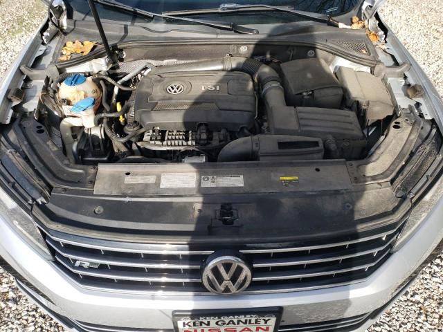 1VWDT7A31HC064341 - 2017 VOLKSWAGEN PASSAT R-LINE Silber Foto 11