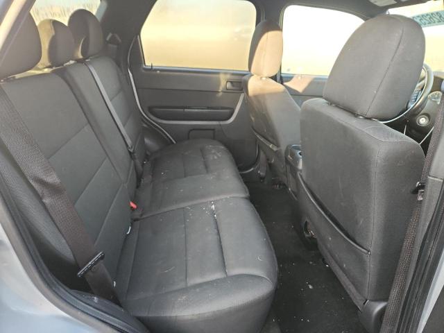1FMCU9DG9BKC38882 - 2011 FORD ESCAPE XLT Silber Foto 10