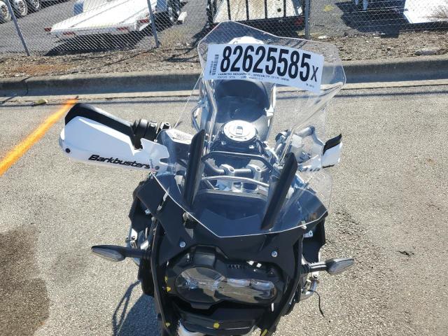 WB10M130XR6J99748 - 2024 BMW R 1250 GS ADVENTURE BLUE photo 5