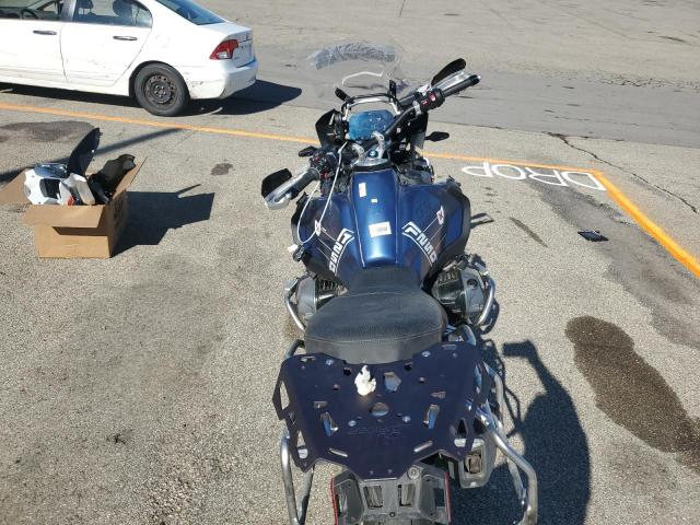 WB10M130XR6J99748 - 2024 BMW R 1250 GS ADVENTURE BLUE photo 6