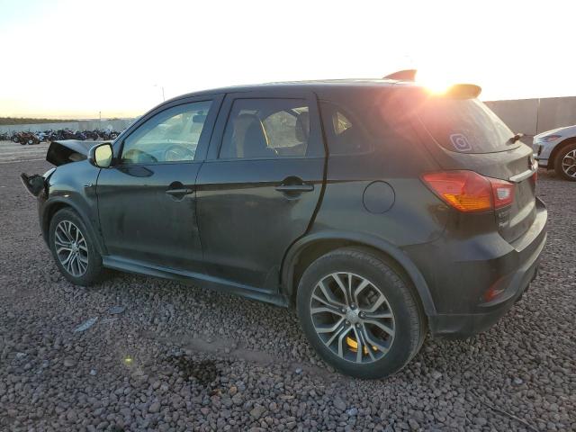 JA4AP3AWXJU001388 - 2018 MITSUBISHI OUTLANDER ES Schwarz Foto 2